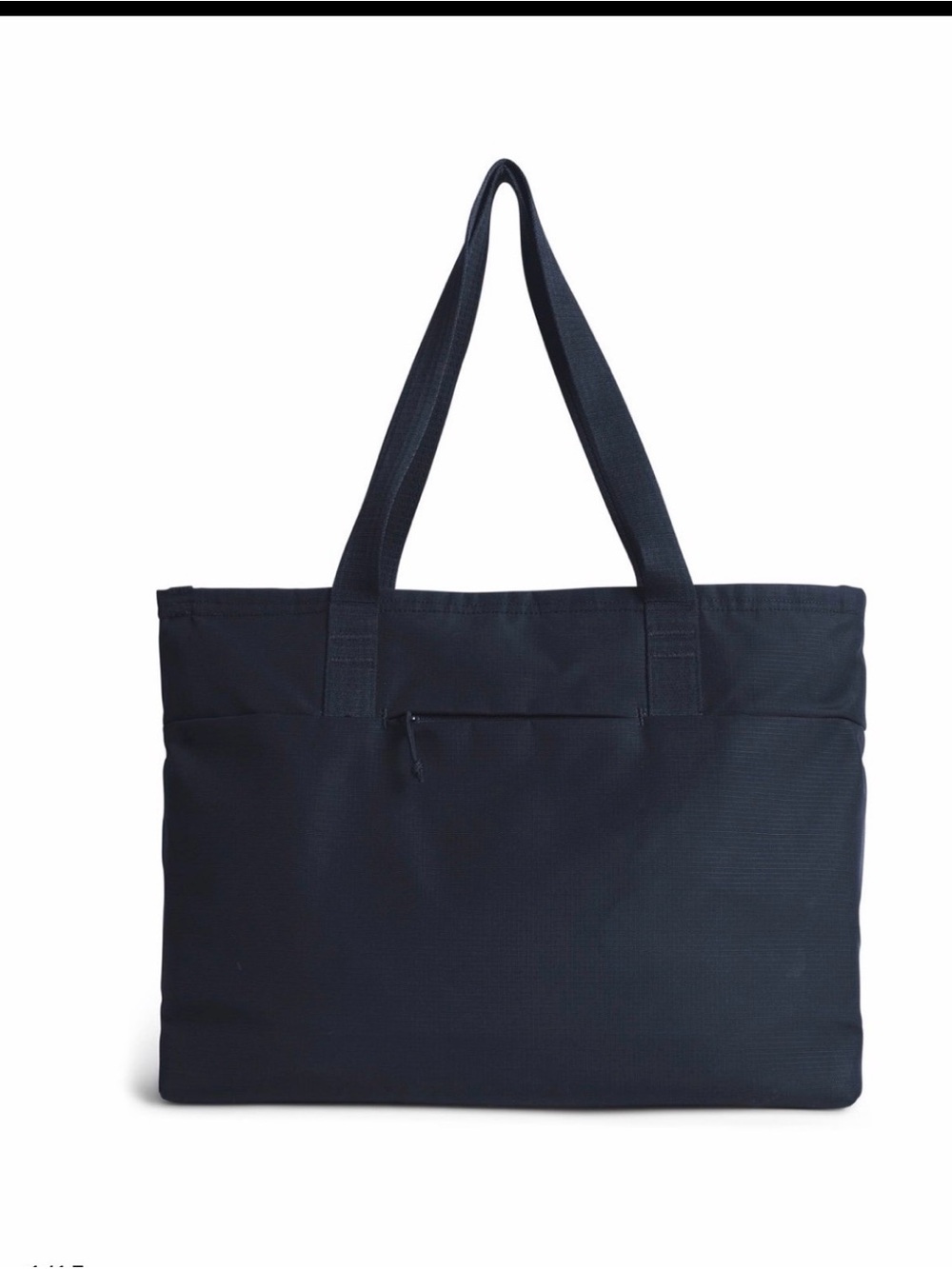 Moment Everything Travel Tote 
Navy